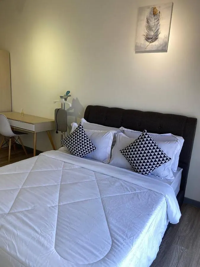 100Mbps Desapark Montkiara Publika Mitec Kepong Menjalara Segambut 7Pax Apartment Kuala Lumpur
