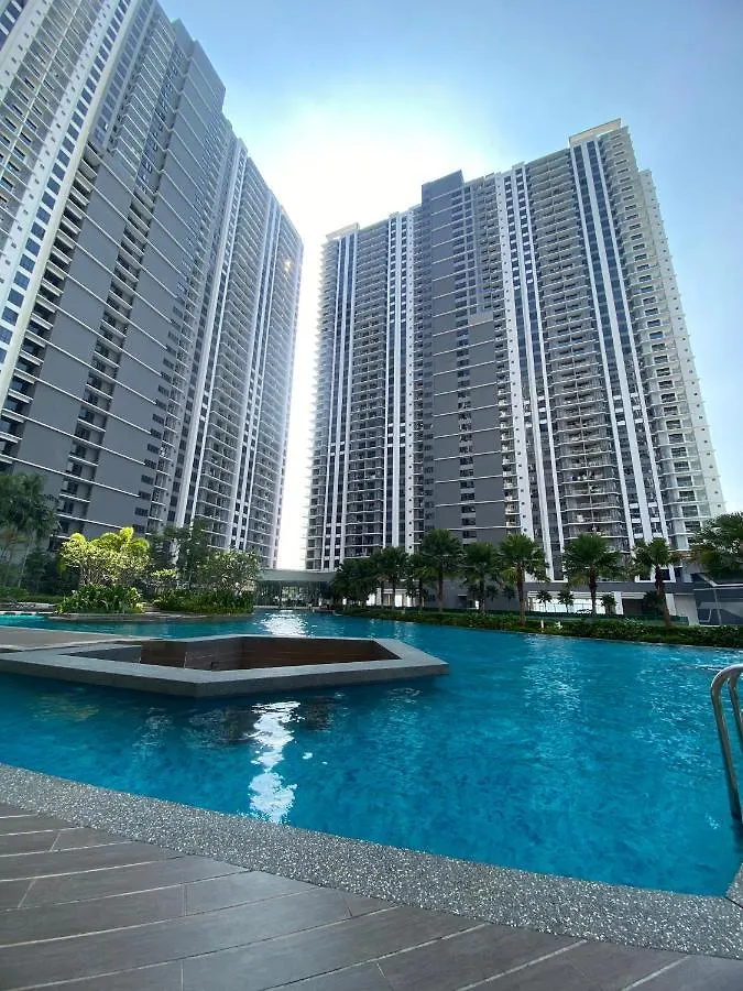100Mbps Desapark Montkiara Publika Mitec Kepong Menjalara Segambut 7Pax Apartment Kuala Lumpur 0*,  Malaysia