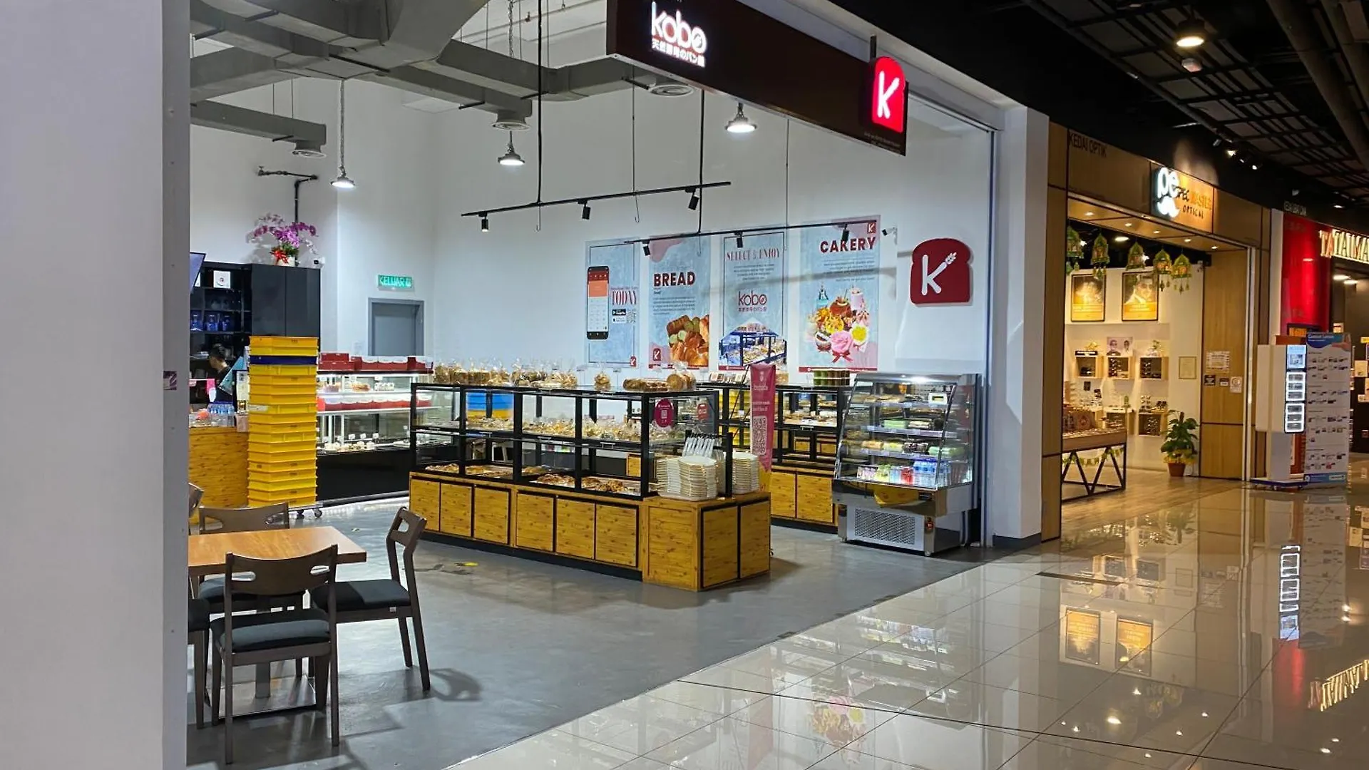 100Mbps Desapark Montkiara Publika Mitec Kepong Menjalara Segambut 7Pax Apartment Kuala Lumpur Malaysia